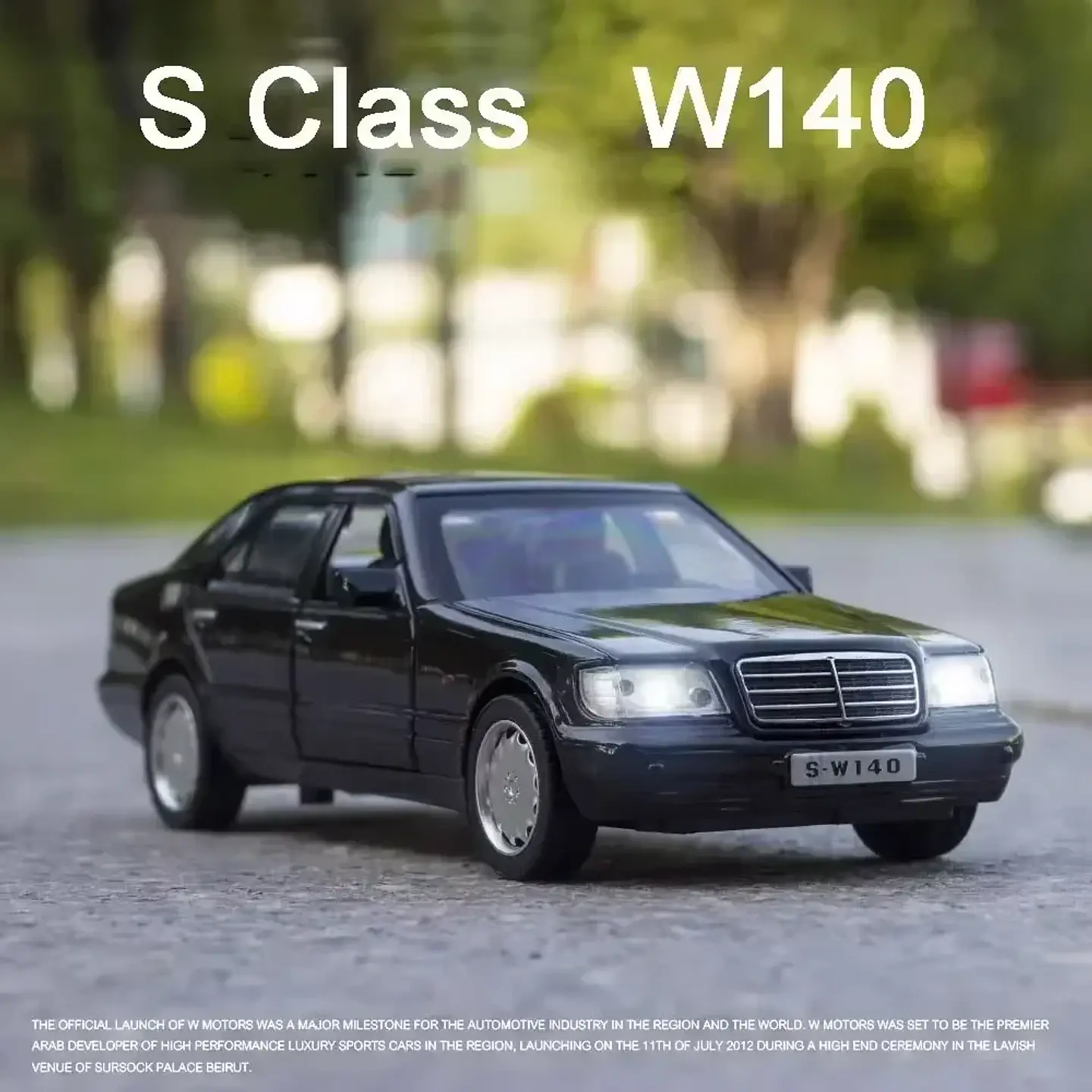 1:32 Diecast Classic Luxury Sedan Model 1