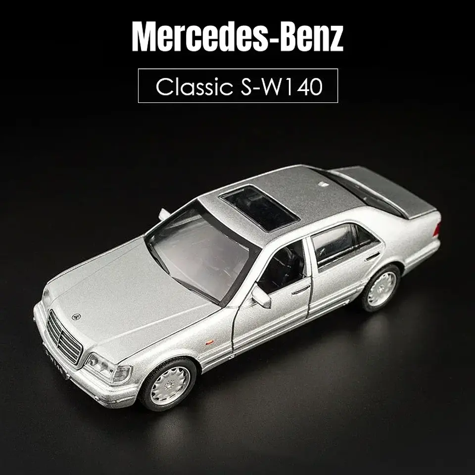 1:32 Diecast Classic Luxury Sedan Model 7