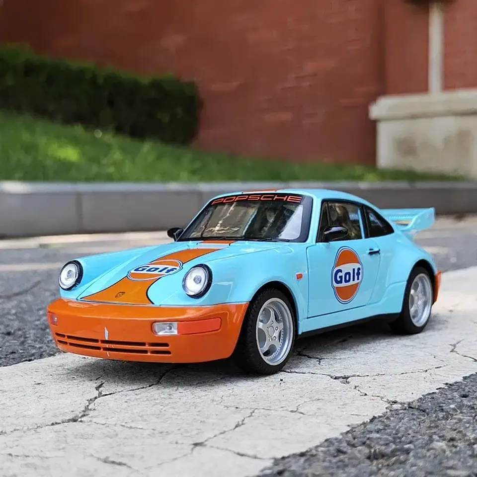 1:24 Diecast Classic Sports Car Model 9