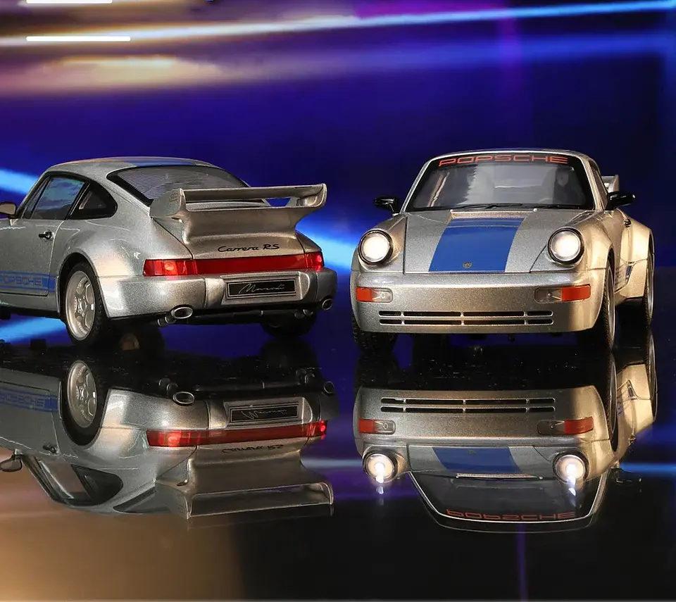 1:24 Diecast Classic Sports Car Model 21