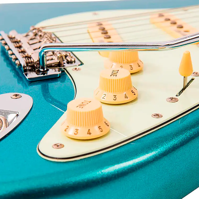 Guitarra Vintage V6 Reissued - Candy Apple Blue 3