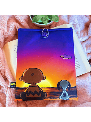 Funda Para Libro (Con Boton) - Snoopy Atardecer