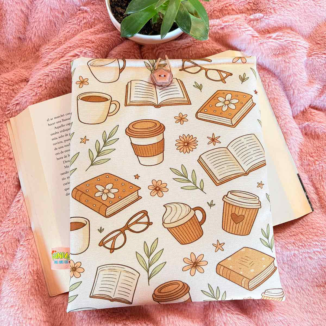 Funda Para Libro (Con Boton) -  Coffee And Books 1