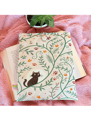 Funda Para Libro (Con Boton) - Gatito Enredadera