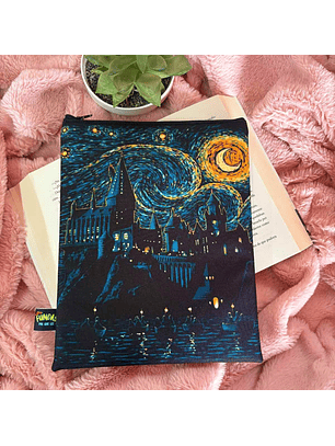 Funda Para Libro (Con Cierre) - Hogwarts Estrellado