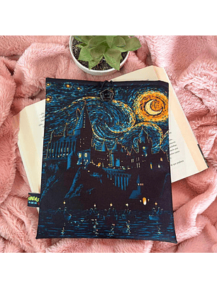 Funda Para Libro (Con Boton) - Hogwarts Estrellado