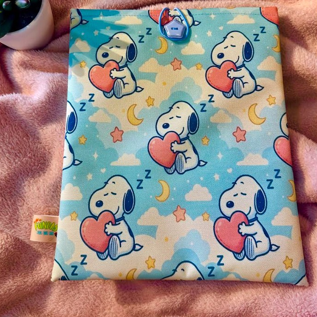 Funda Para Libro (Con Boton) - Snoopy Enamorado 1