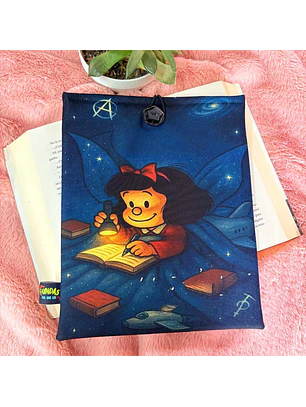 Funda Para Libro (Con Boton) - Mafalda Escritora De Noche