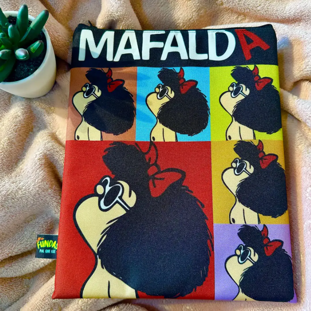 Funda Para Libro (Con Cierre) - Mafalda Colores 1