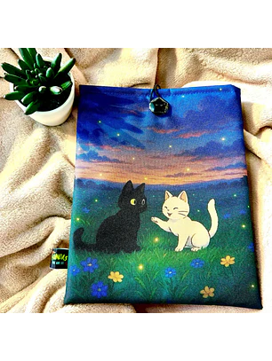 Funda Para Libro (Con Boton) - Luna Y Artemis