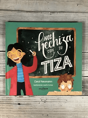 Nos Hechiza Con Su Tiza