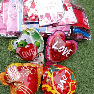 50 Globos amor auto-inflado 15 cm