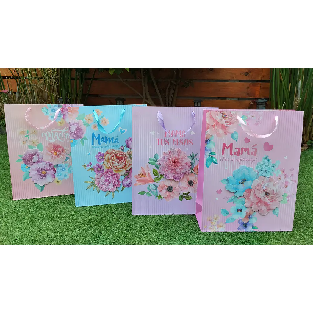 12 Bolsas de Regalos Premium Dia de la Madre  40 cm 3