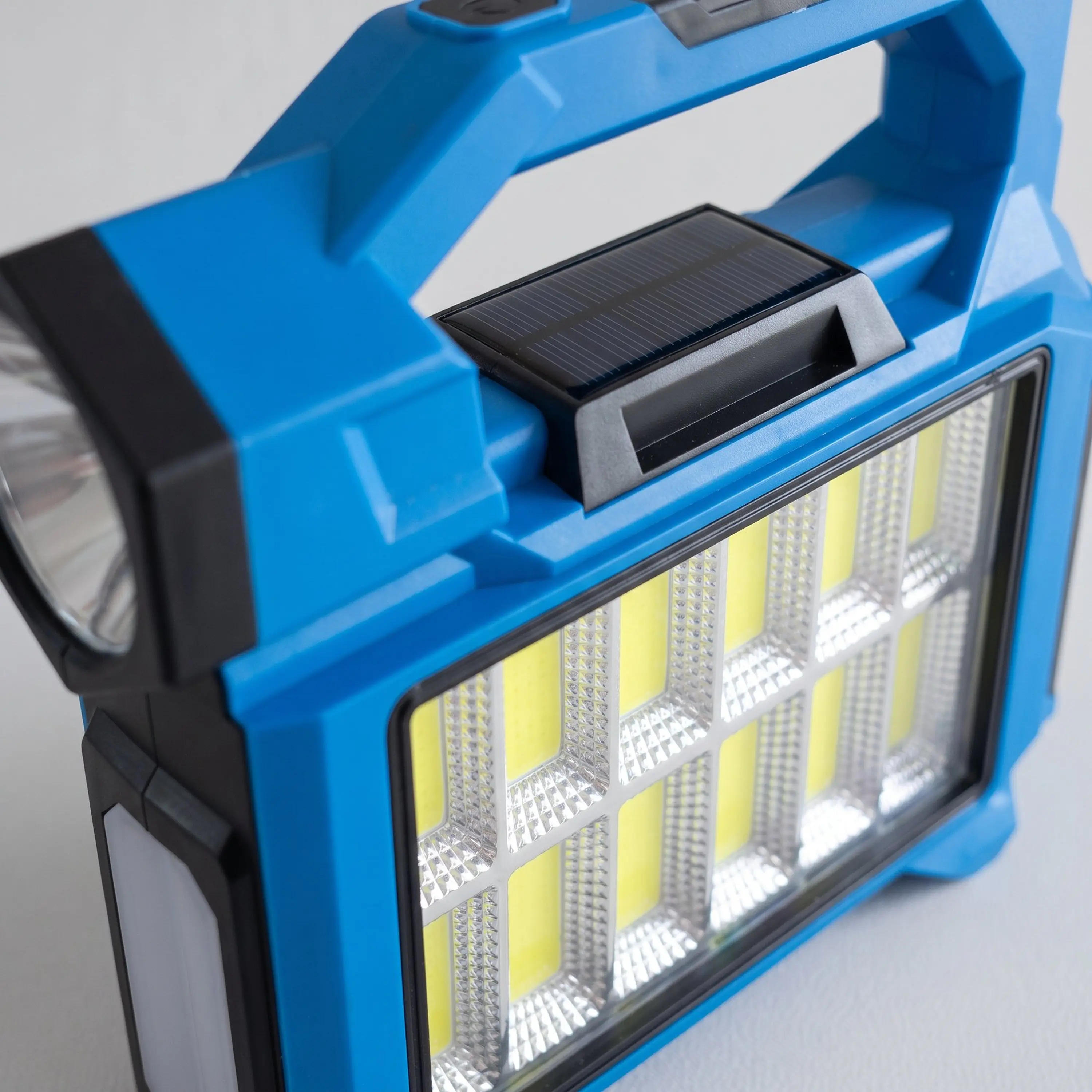 Linterna Solar Recargable Powerbank Camping y Emergencia 9
