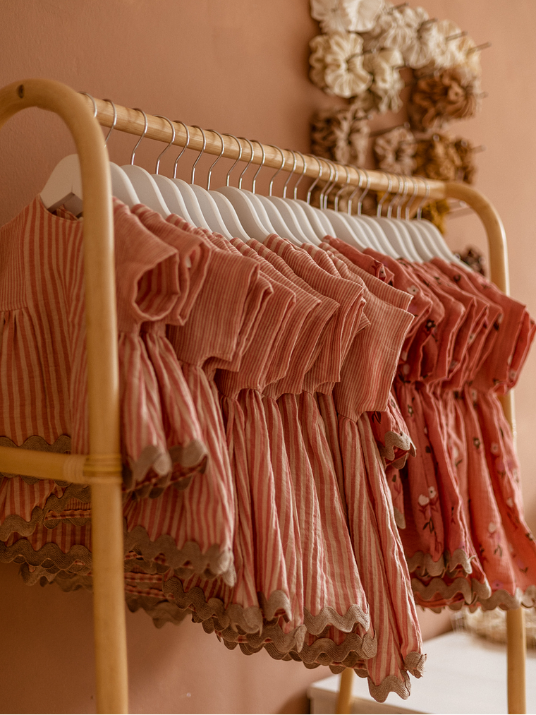 Vestido Wavy Floral 9