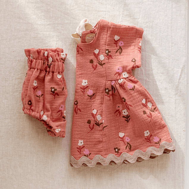 Vestidos & Tapa Fraldas