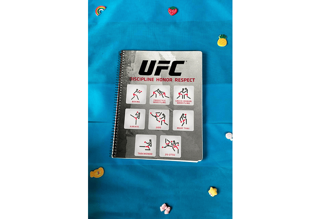 PAQ. 4 PIEZAS LIBRETAS ECONÓMICAS (UFC) DE TAMAÑO PROFESIONAL CUADRO PEQUEÑO 📒