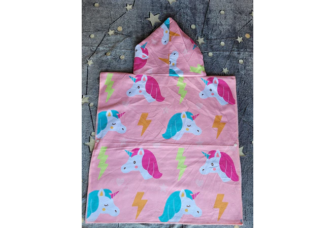 TOALLA INFANTIL CON CAPUCHA MODEL #1011