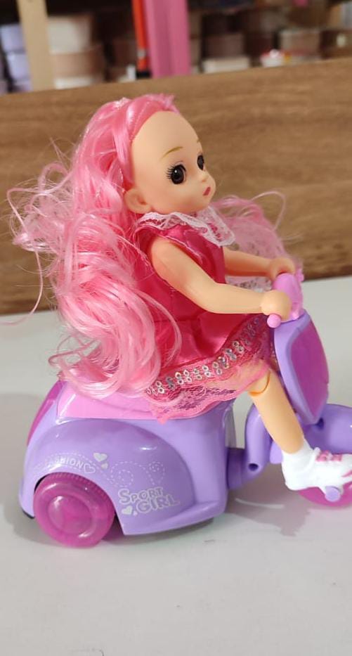 MUÑECA EN MOTONETA SCOOTER CON SONIDO Y LUZ LED MOD#3172
