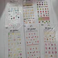 PAQ 3 PLANTILLAS CON STICKERS 3D PARA DECORAR UÑAS - Miniatura 1