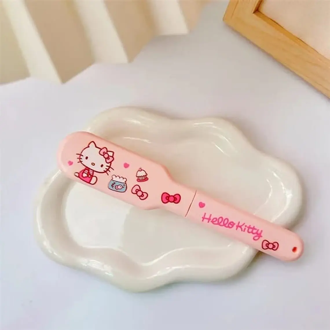PAQ 6 DE PEINES DE BOLSILLO HELLO KITTY Y KUROMI MOD#PEI( 3 MORADO KUROMI) 5