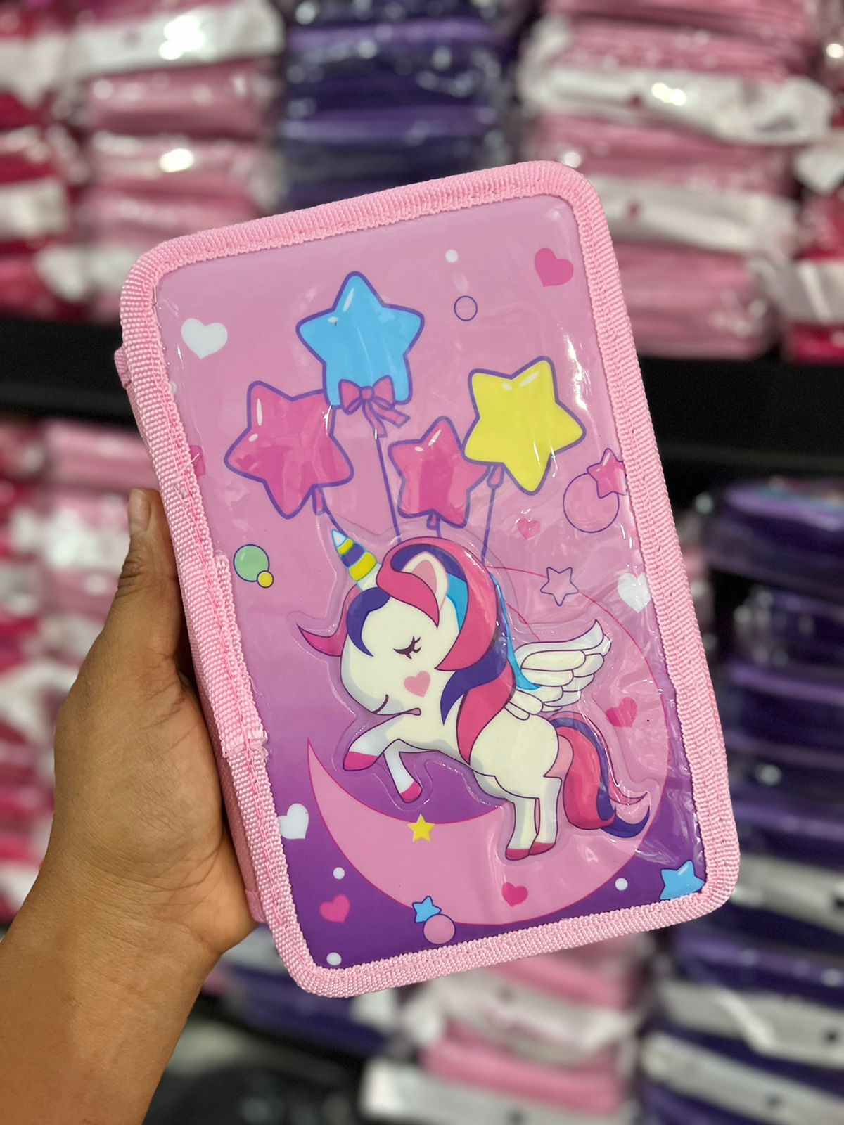 LAPICERA DOBLE CIERRE DISEÑO NIÑA Y NIÑO CON ÚTILES INCLUIDOS DISEÑOS AL AZAR REINGRESO