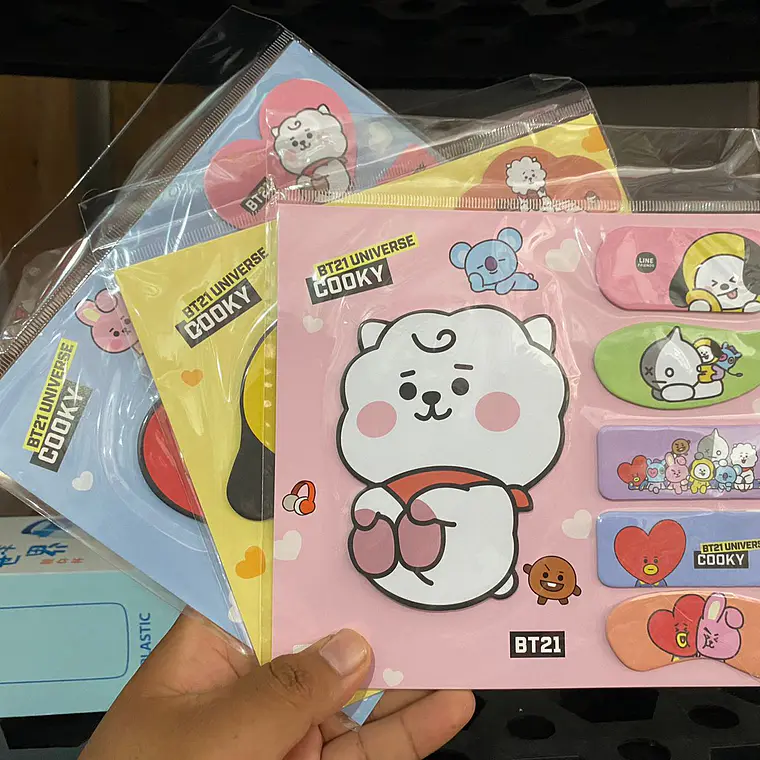 1 PZA PLANTILLA CON POSTIKS BTS MOD#22BLT04  3