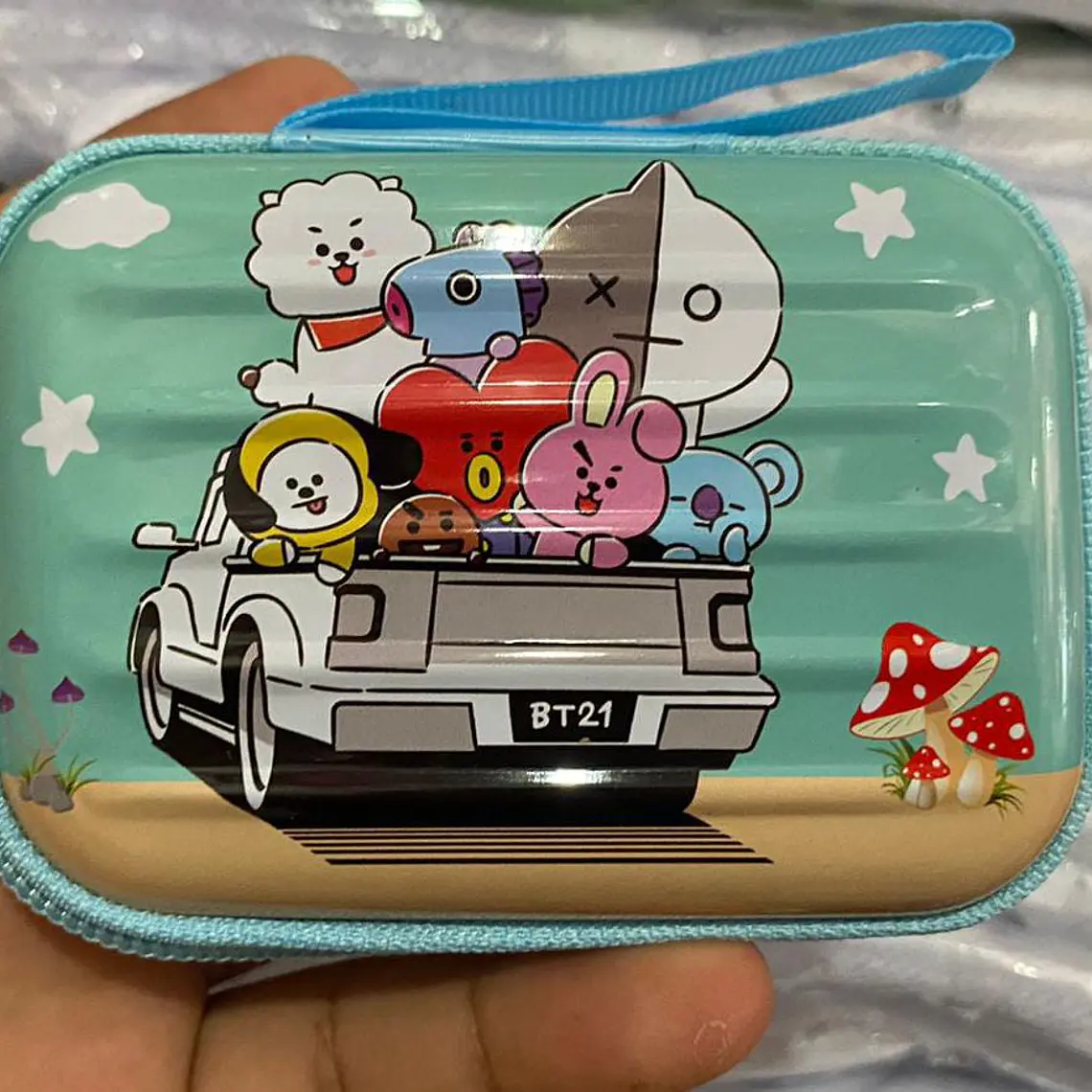 MONEDERITO DE LATA BT21 MOD#XQ22M430 6
