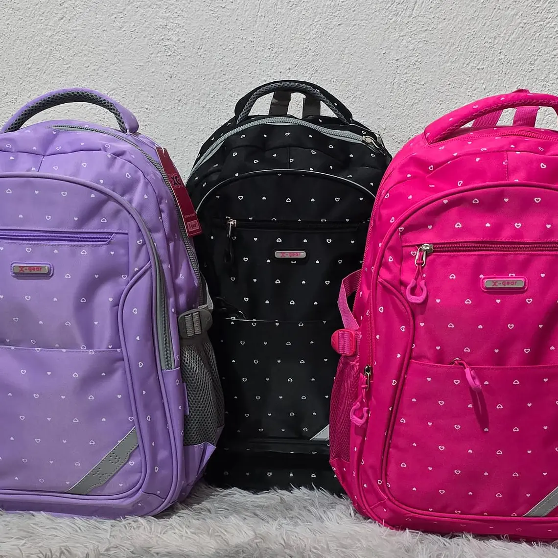 MOCHILA ORIGINAL ESTAMPADO CORAZÓNES MOD#XF179 2