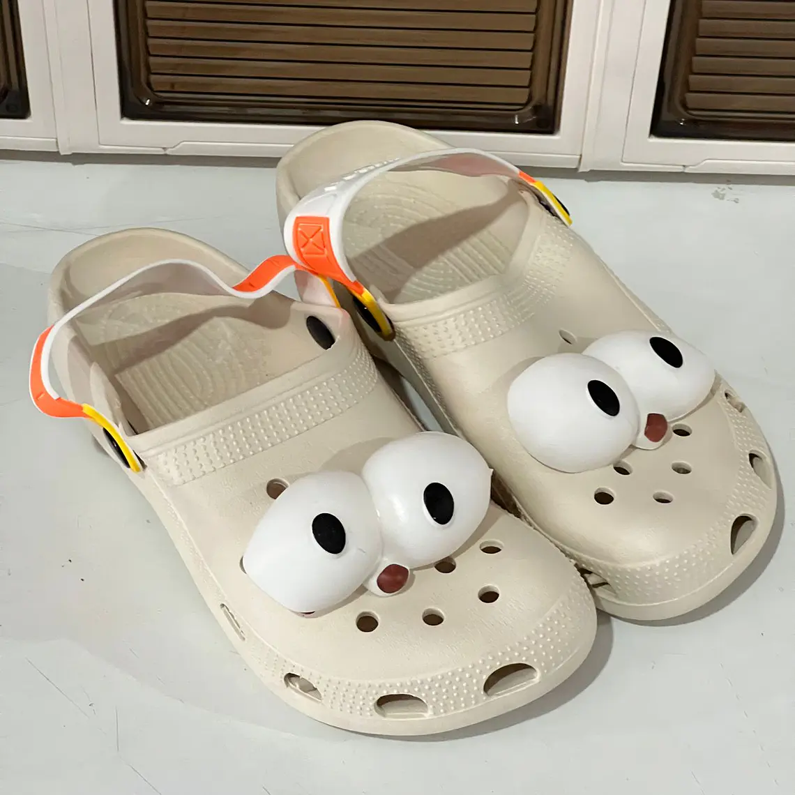  CROCS CON OJITOS 3D MODELO# 2196  2