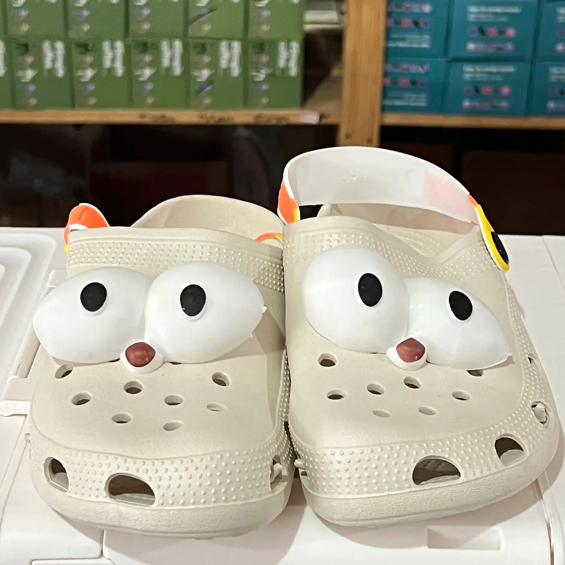  CROCS CON OJITOS 3D MODELO# 2196  7