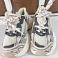 TENIS JUVENIL BEIGE/GRIS ESTAMPADOS - Miniatura 2