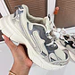 TENIS JUVENIL BEIGE/GRIS ESTAMPADOS - Miniatura 3