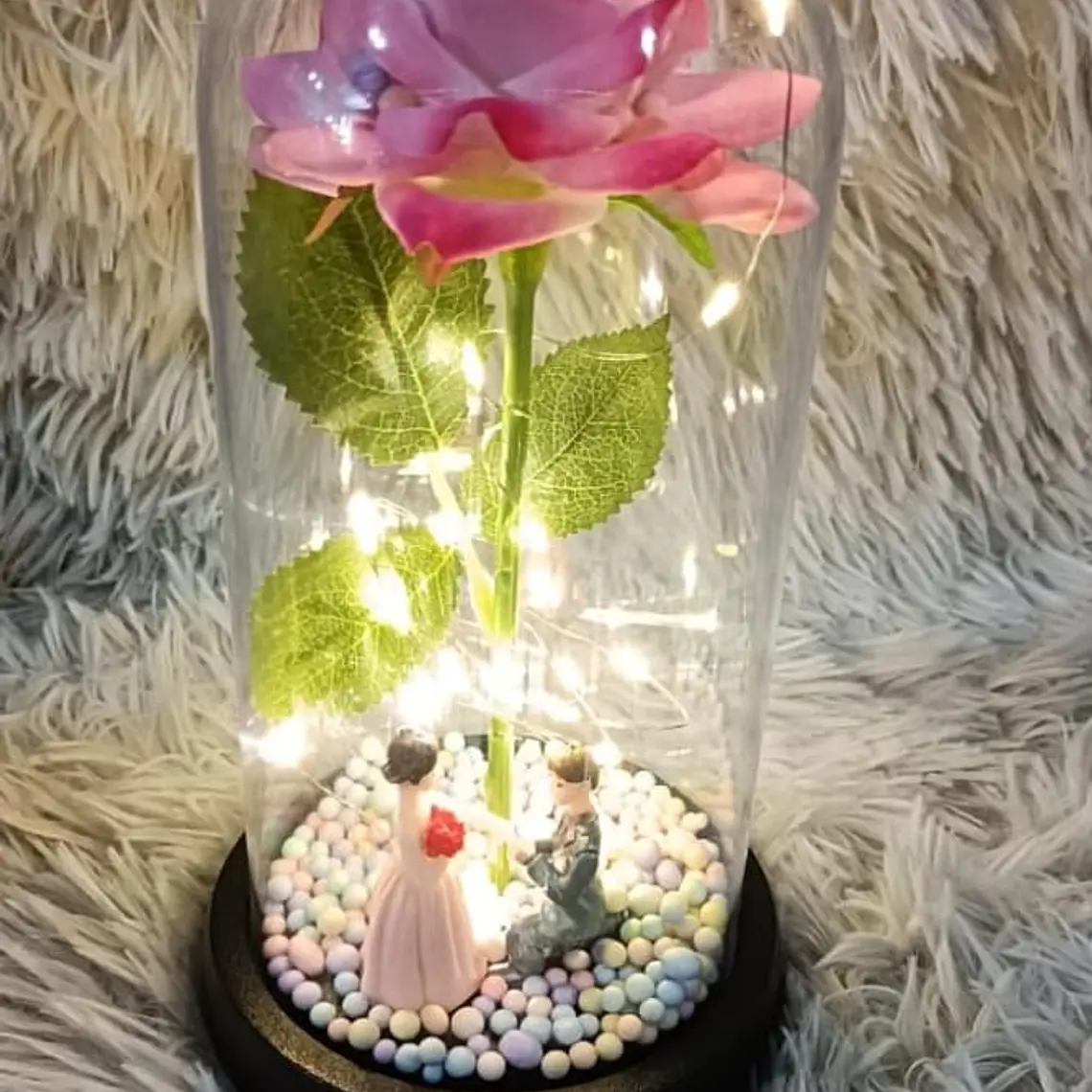 ROSA ETERNA GRANDE CON PAREJAS DE PORCELANA Y LUZ LED CÁLIDA MOD# YK149 REINGRESO 6