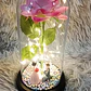 ROSA ETERNA GRANDE CON PAREJAS DE PORCELANA Y LUZ LED CÁLIDA MOD# YK149 REINGRESO - Miniatura 6