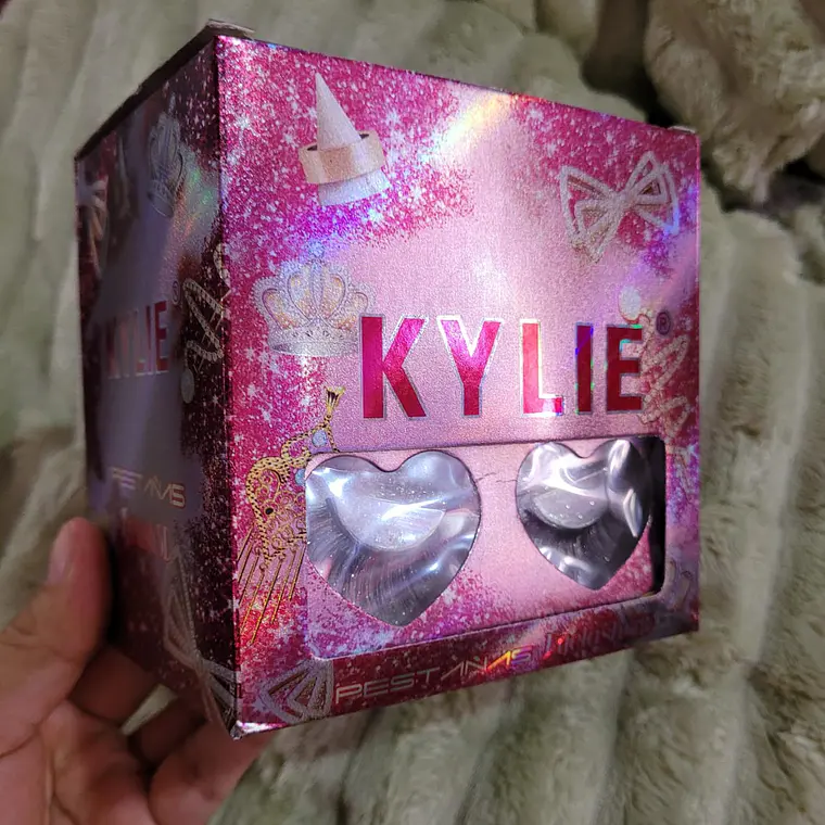 PESTAÑAS KYLIE MOD#2202-KPE2 2