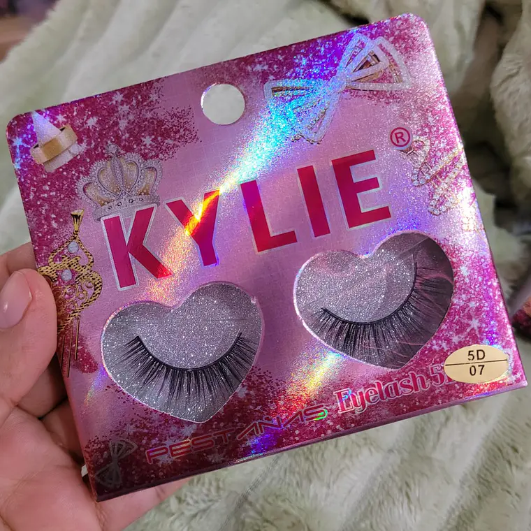 PESTAÑAS KYLIE MOD#2202-KPE2 4