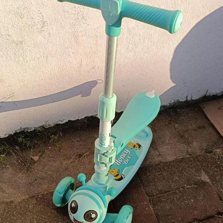 PATIN SCOOTER DISEÑO ORUGA CON LUZ Y SONIDO MOD# 6665 4
