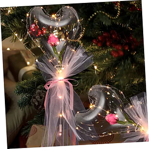 🌹 *GLOBO EN FORMA DE CORAZON CON ROSA Y LUZ LED MOD# FL203*🩷