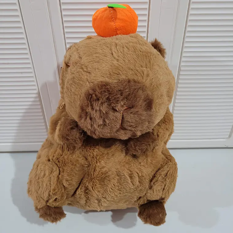 MOCHILA PELUCHE CAPYBARA CON FRUTA MOD# B-105 REINGRESO 8