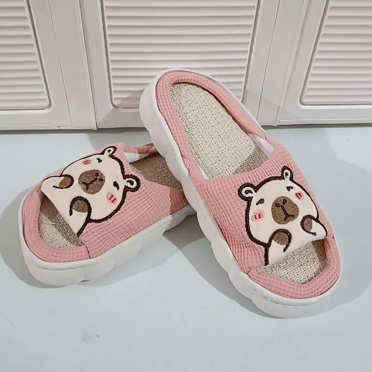PANTUFLAS DISEÑO CAPIBARA MOD# 206 3