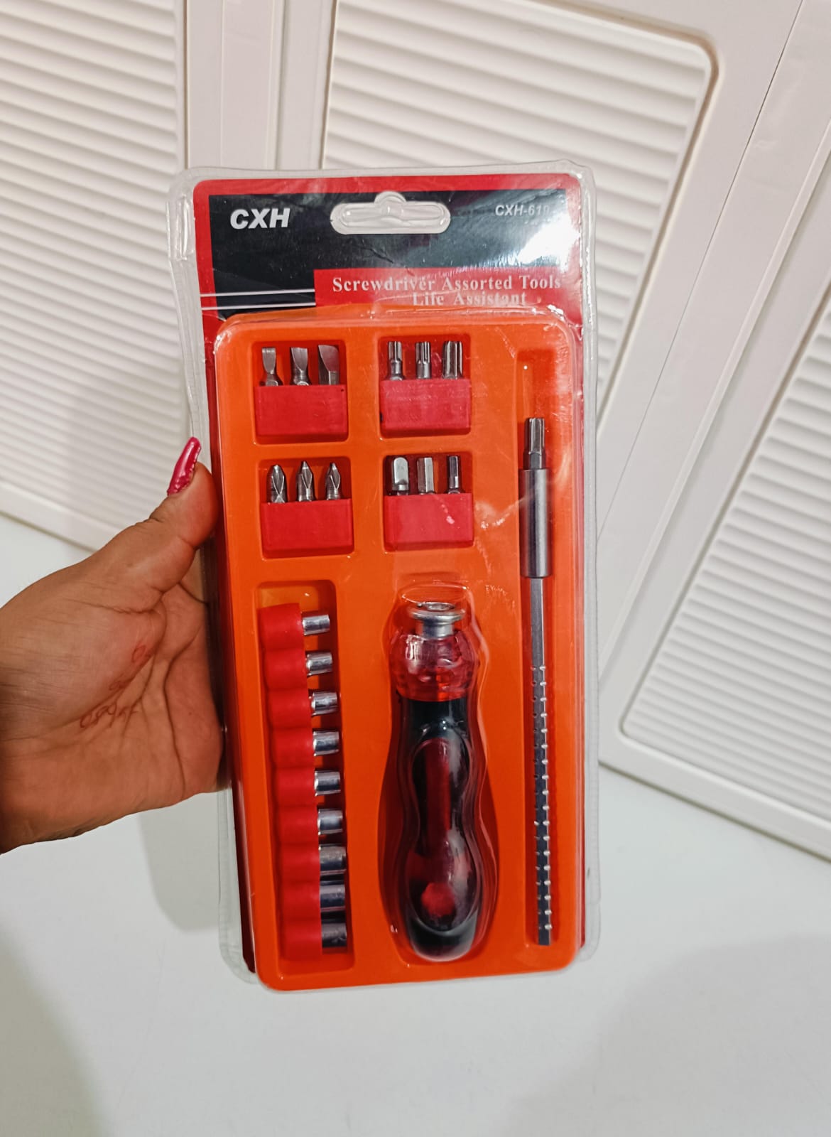 KIT DE HERRAMIENTAS VARIOS DISEÑOS