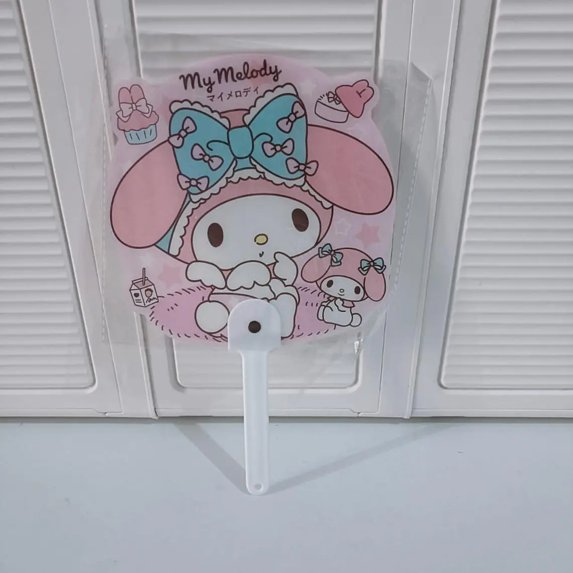 1 ABANICO REDONDO LISO SANRIO MOD #S/N 3