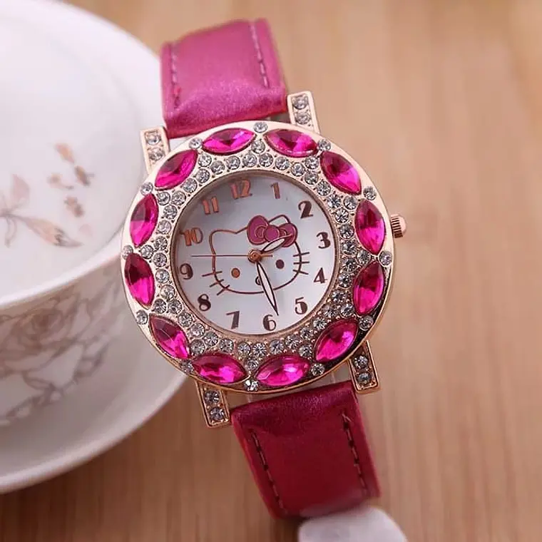 RELOJ PARA DAMA O NIÑA HELLO KITTY 6