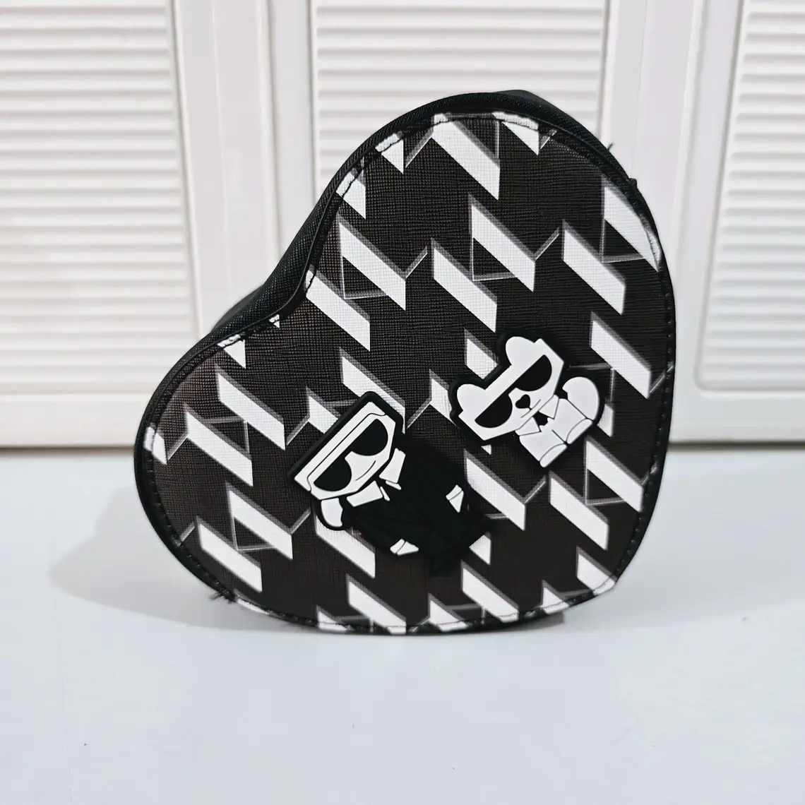 MARICONERA EN FORMA DE CORAZÓN ESTILO KAR LAYER MOD# 623 5