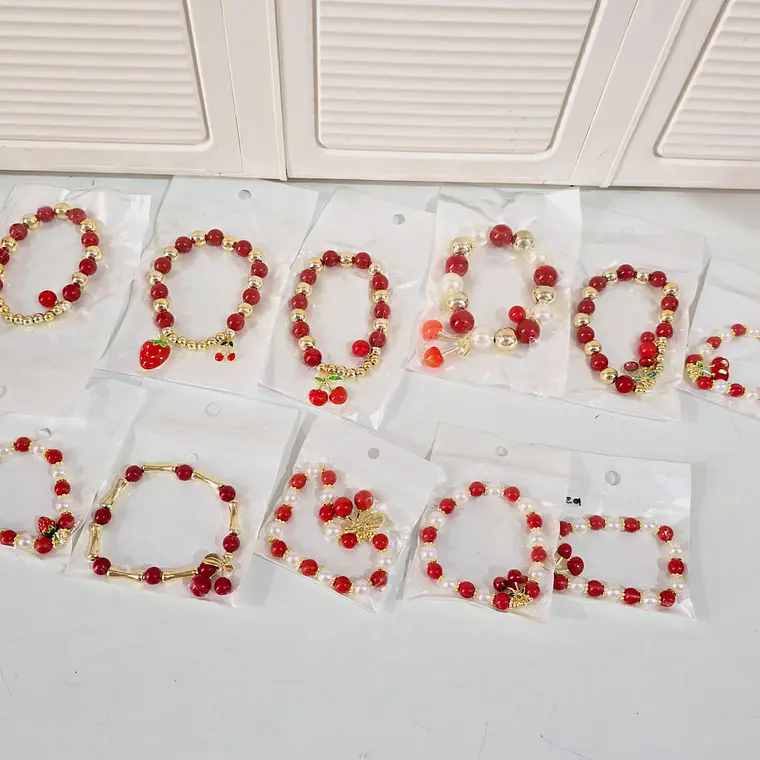 PULSERAS DE ORO LAMINADO DISEÑO FRESA Y CEREZA 🍒 🍓 2