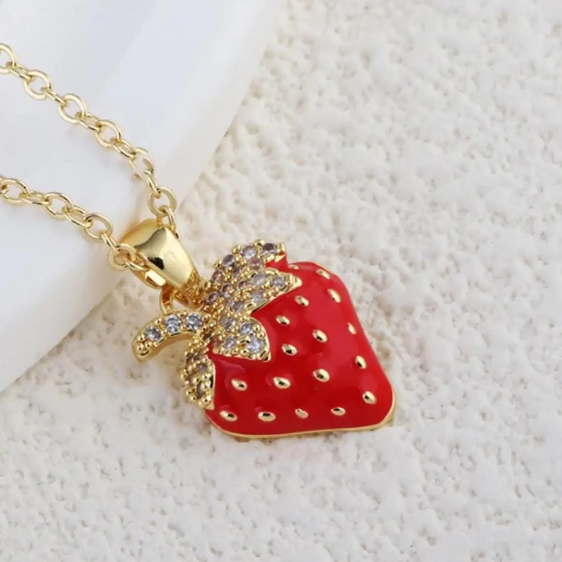 DIJES DE ORO LAMINADO DISEÑO FRESAS Y CERRZAS🍒🍓 3