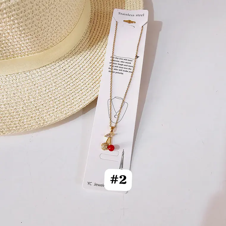 CADENITA CON DIJE DE ORO LAMINADO DISEÑO FRESA/🍒 3
