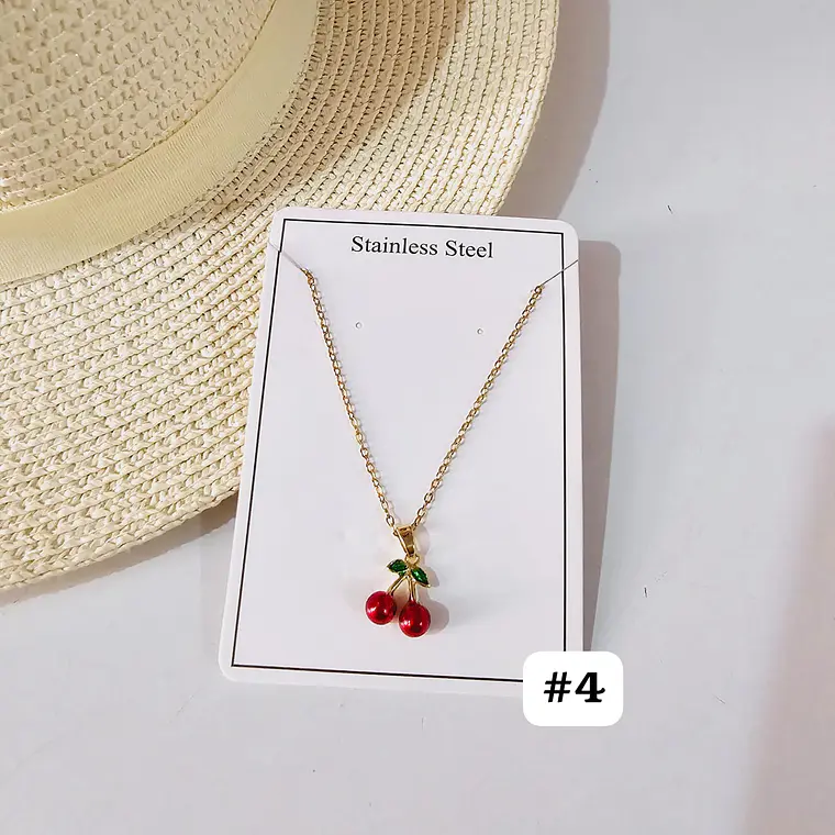 CADENITA CON DIJE DE ORO LAMINADO DISEÑO FRESA/🍒 5