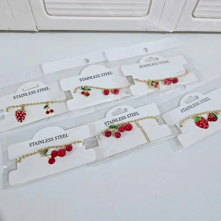 PULSERA DE ORO LAMINADO DISEÑO FRESA Y CEREZA 🍒🍓 3